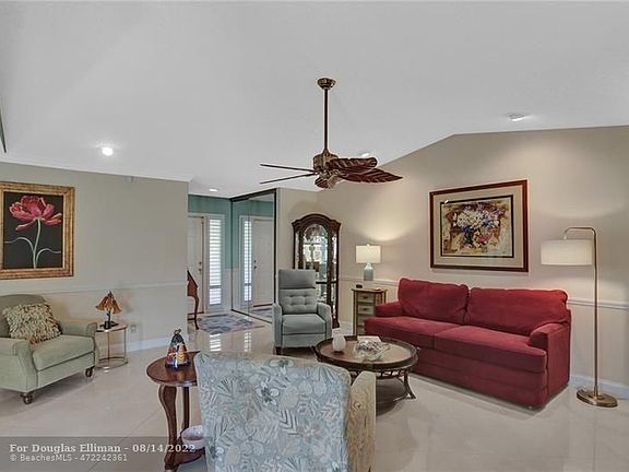 4th image of 4496 Cordia Cir