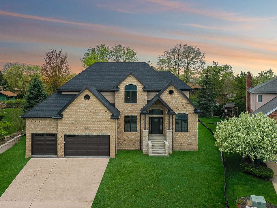 1st image of 12037 W Flint Dr