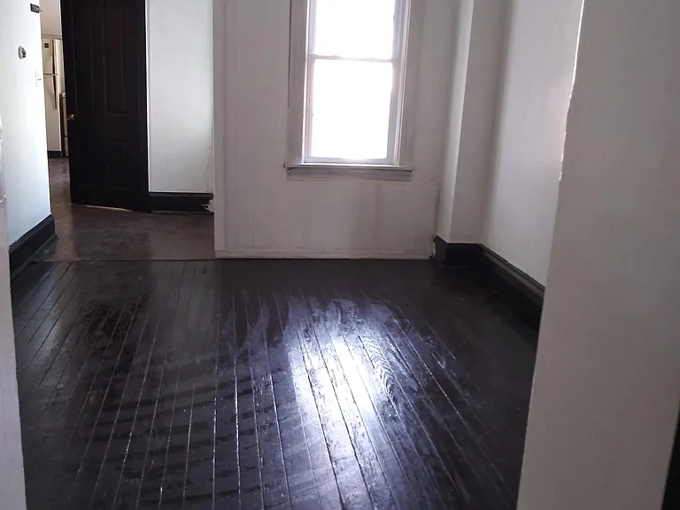 849 E Orange St #2 — Photo 3