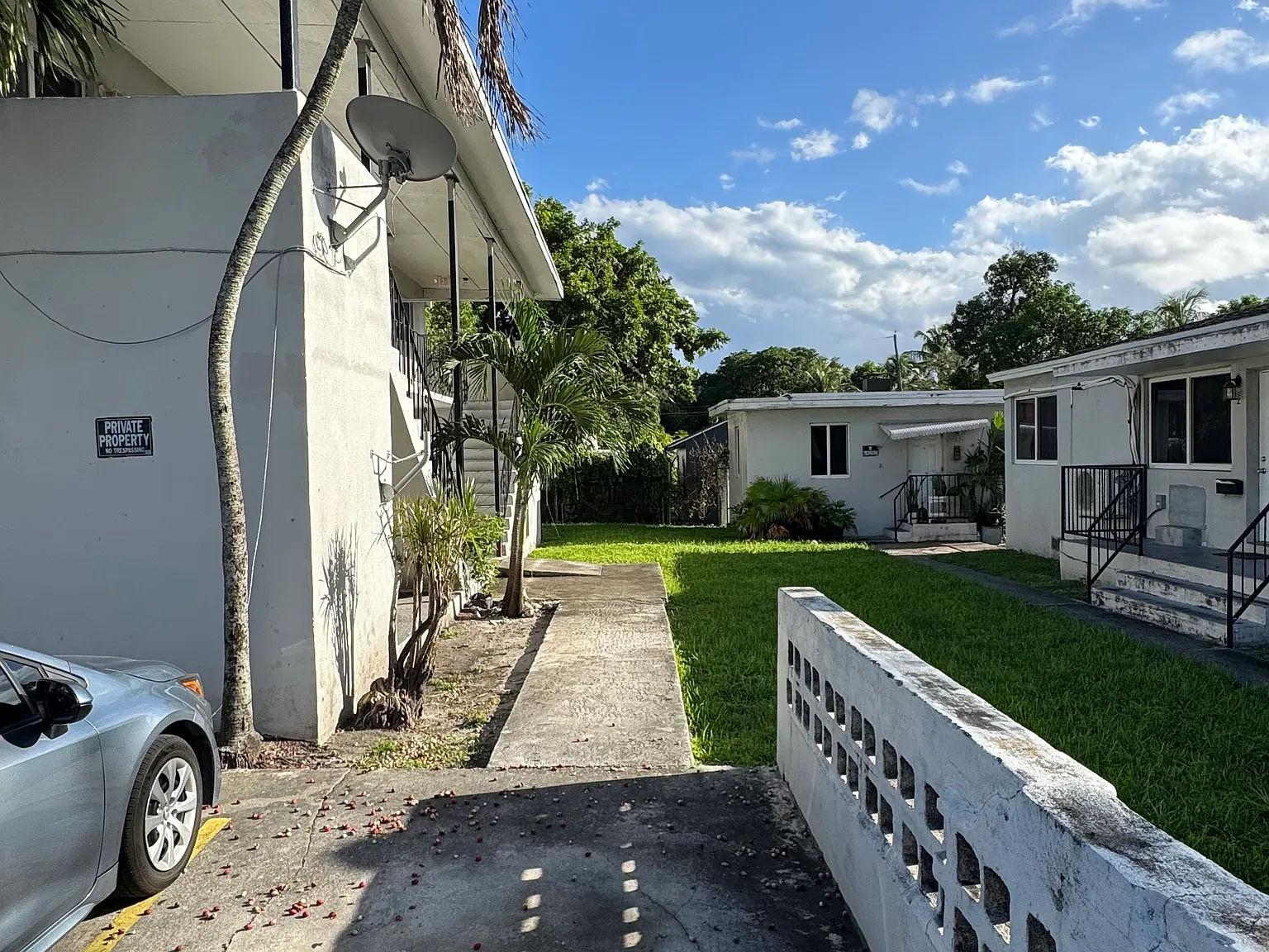 NE 71st St, Miami — Photo 1