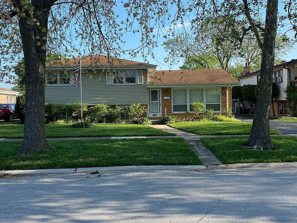 1st image of 6852 177th St