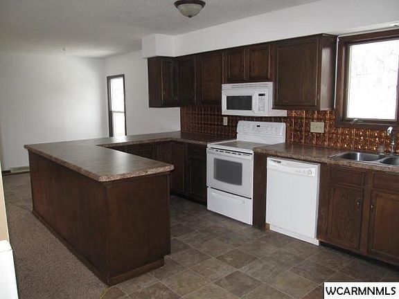 4th image of 304 7th St N