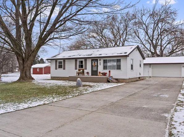 2496 Sue Ann Ln, Flint, MI 48507