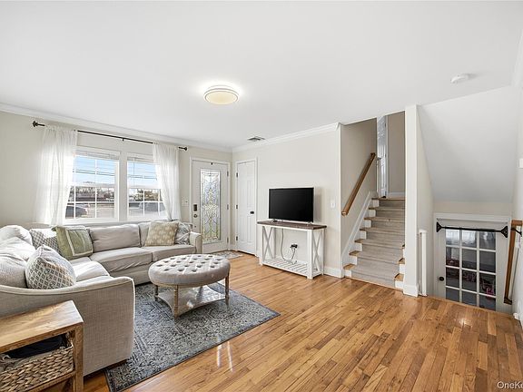 5th image of 147 Ruth Street