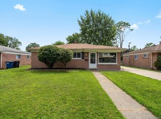 32639 Fairchild St, Westland, MI 48186