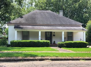 1154 E Broad St, West Point, MS 39773