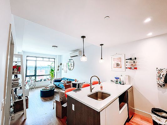 1st image of 740 De Kalb Ave #503F