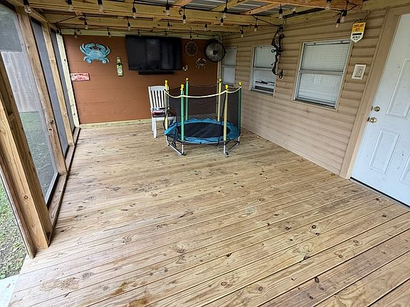 2nd image of 346 Hickory Dr