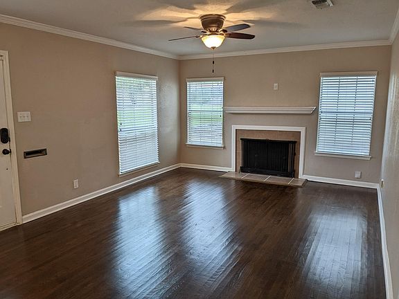 4th image of 420 Funston Pl