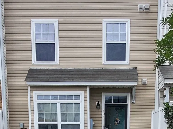 331 Gilman Ln Unit 101, Raleigh, NC 27610