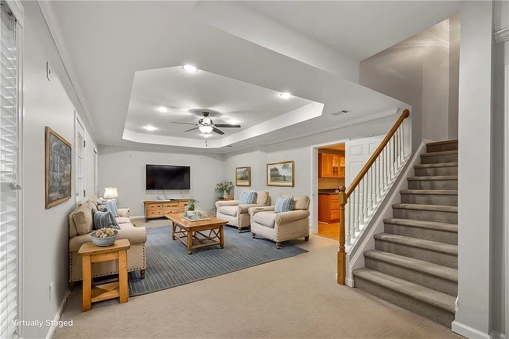 1 bed, 1.0 bath, 1500 sqft, $1,400 — Photo 3