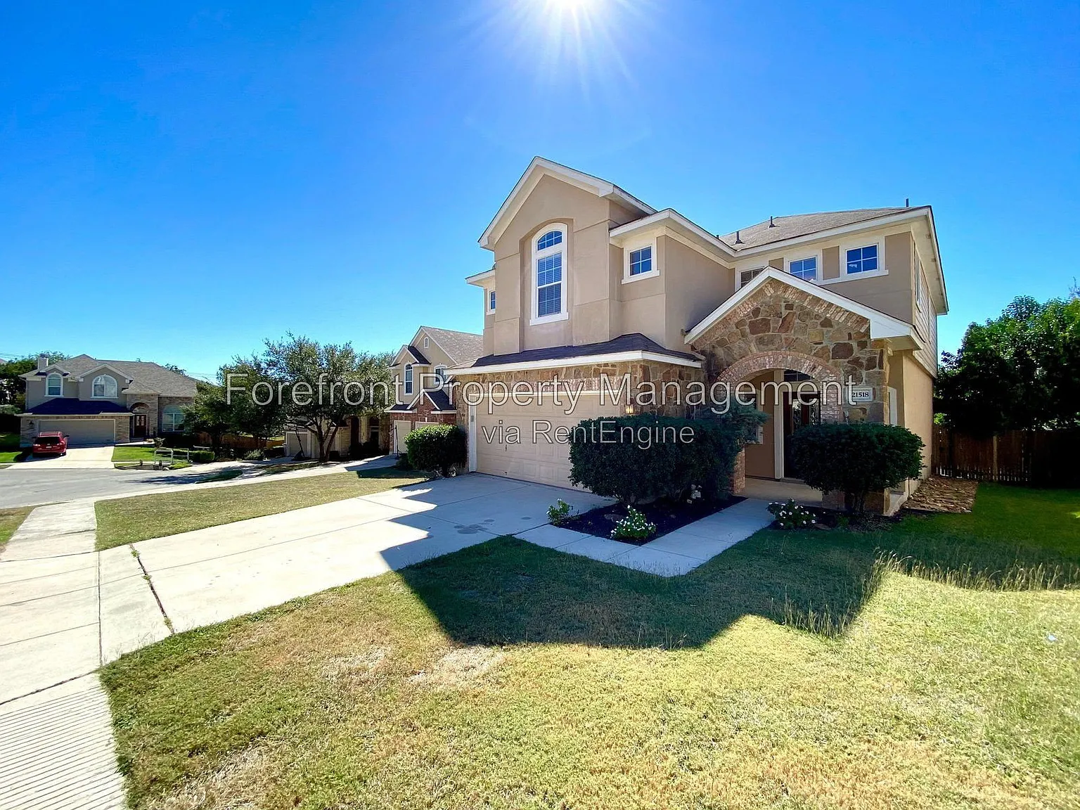 3 bed, 2.5 bath, 2263 sqft, $2,500 — Photo 3