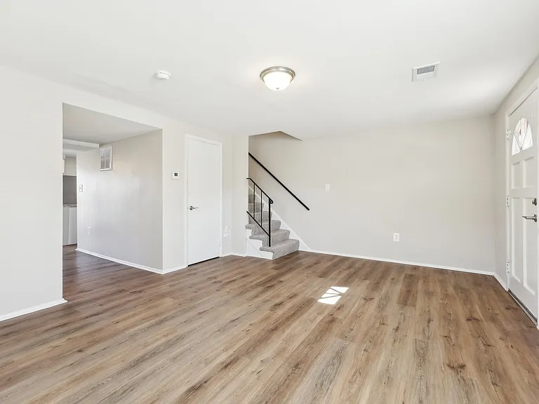 Westgate Apts & Townhouses LP — Photo 4