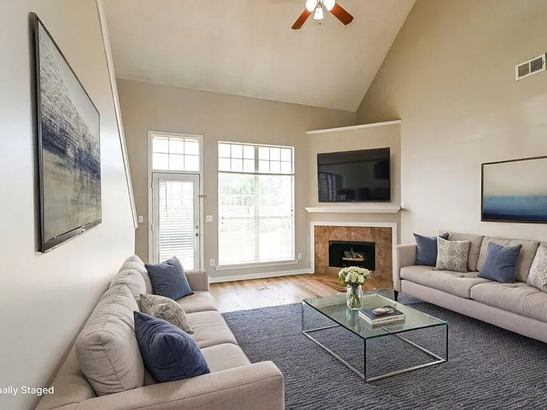 4815 Half Moon Cv — Photo 6