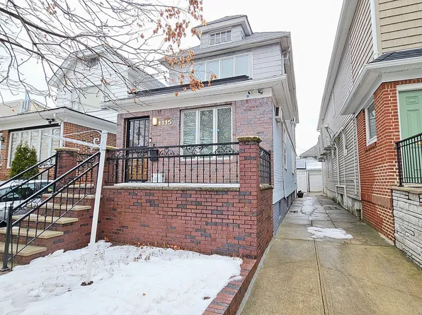 1115 E 32nd St #1, Brooklyn, NY 11210
