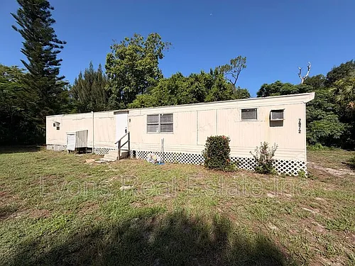 7972 Breeze Dr Photo 1 7972 Breeze Dr Photo 1