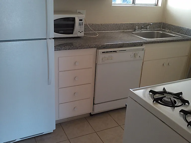 2230 Dwight Way — Photo 31