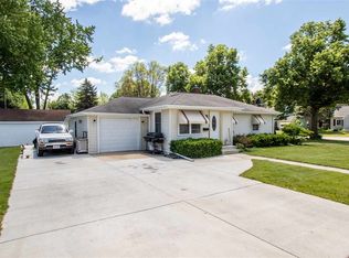 1235 Meacham St, Green Bay, WI 54304
