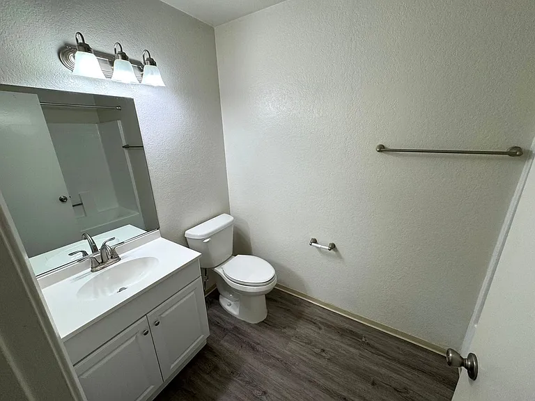 6 Dakota Dr #D — Photo 12