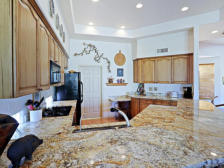 6894 E Thirsty Cactus Ln — Photo 15
