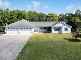 16694 Goeken Rd, Green Valley, IL 61534