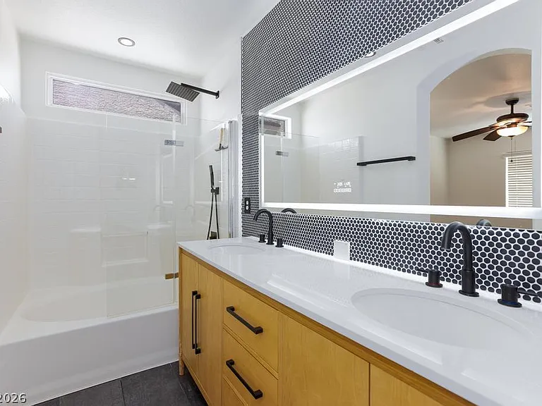 7477 Dune Sunflower Ct — Photo 17