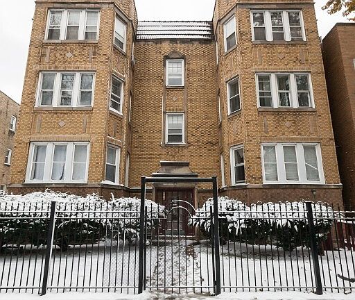 2nd image of 6216 N Mozart St #2A