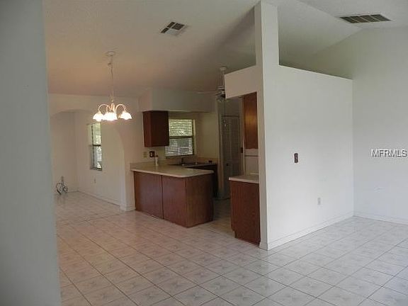 2nd image of 756 Caribou Dr