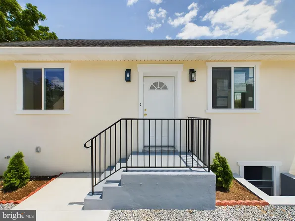 8601 49th Pl, College Park, MD 20740
