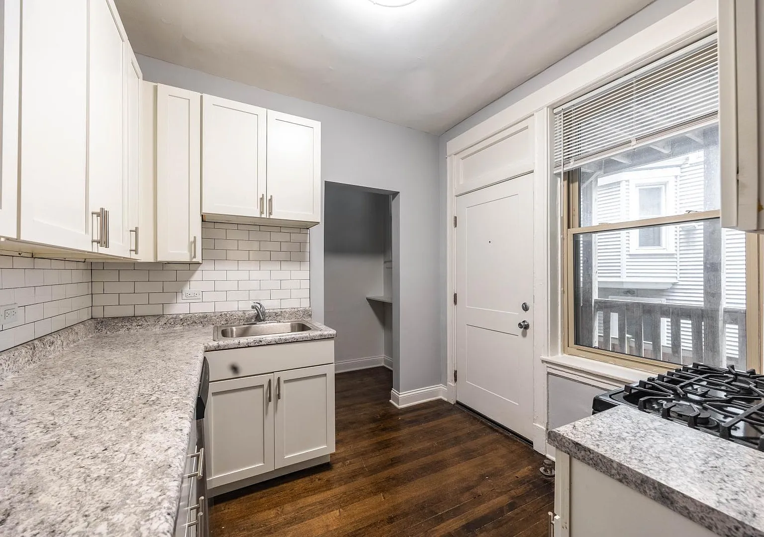 1222 W Rosemont Ave — Photo 4