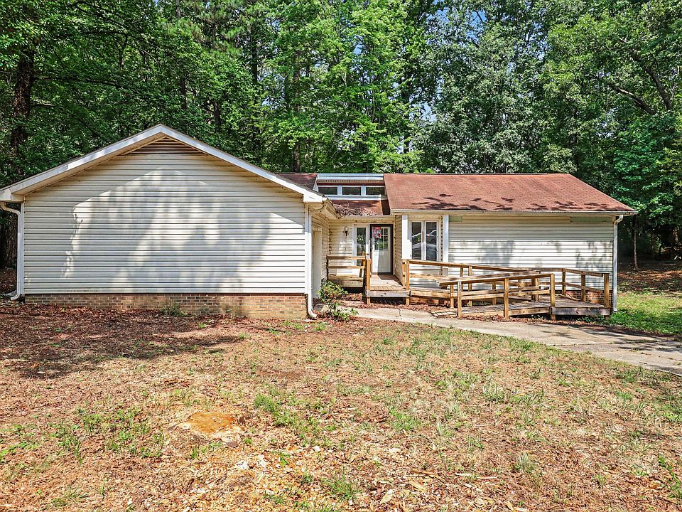 1st image of 125 Red Bud Ct