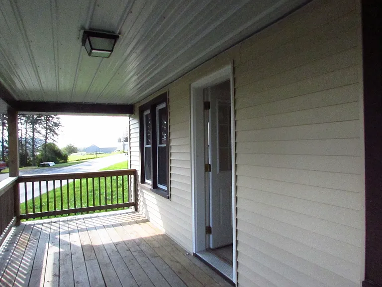 4865 Long Run Rd — Photo 4