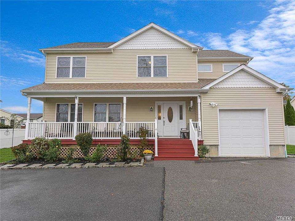 1st image of 1242 Oakfield Ave