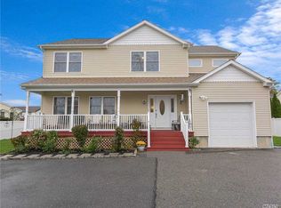 1242 Oakfield Ave, Wantagh, NY 11793