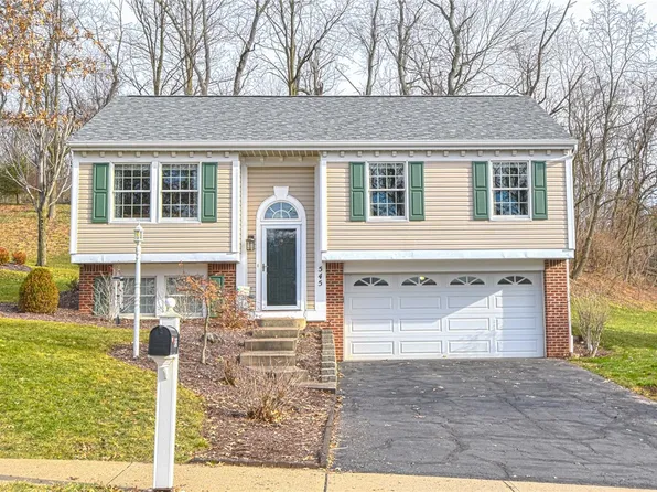 545 Cherryhill Dr, Bridgeville, PA 15017