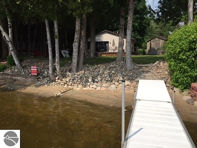 1st image of 4911 W Penny Ln