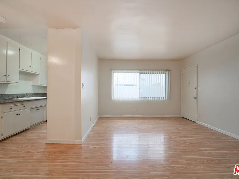 1943 Overland Ave #3 — Photo 3