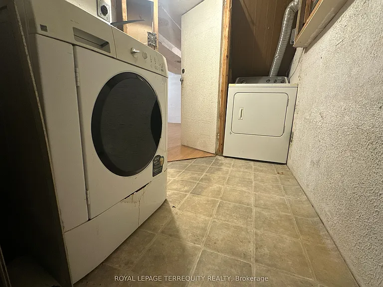 80 Eldon Ave — Photo 11