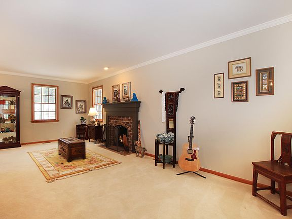 5th image of 163 Wynwood Ct