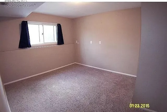 1441 Avondale Pl — Photo 14