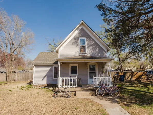 720 N Franklin Ave, Sedgwick, KS 67135