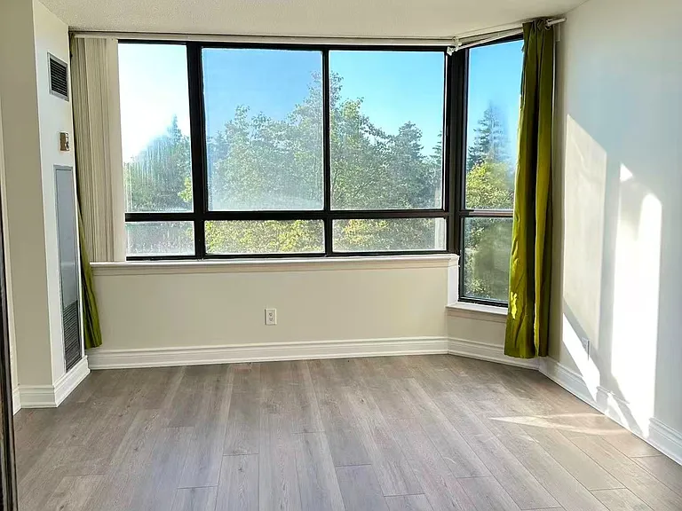 55 Bamburgh Cir #414 — Photo 13