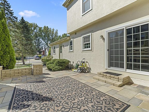 4th image of 518 Kingfisher Dr