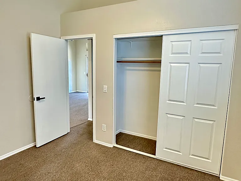 3250 W Golden Ln — Photo 16