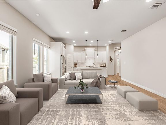 4th image of 220 Freeman Loop