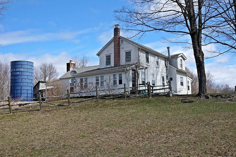4th image of 198 ALLEN Road