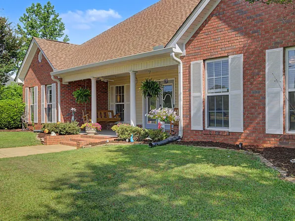 961 Phillips Hill Rd, Columbus, MS 39702