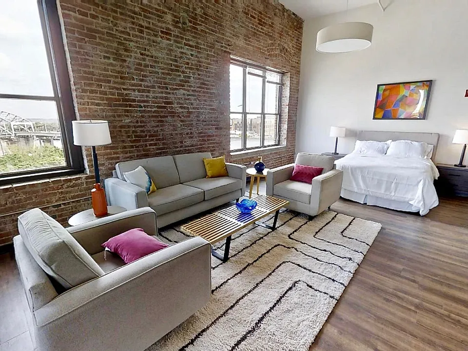Landmark Lofts Apartments