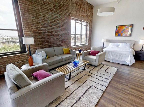 425 Washington St APT 108