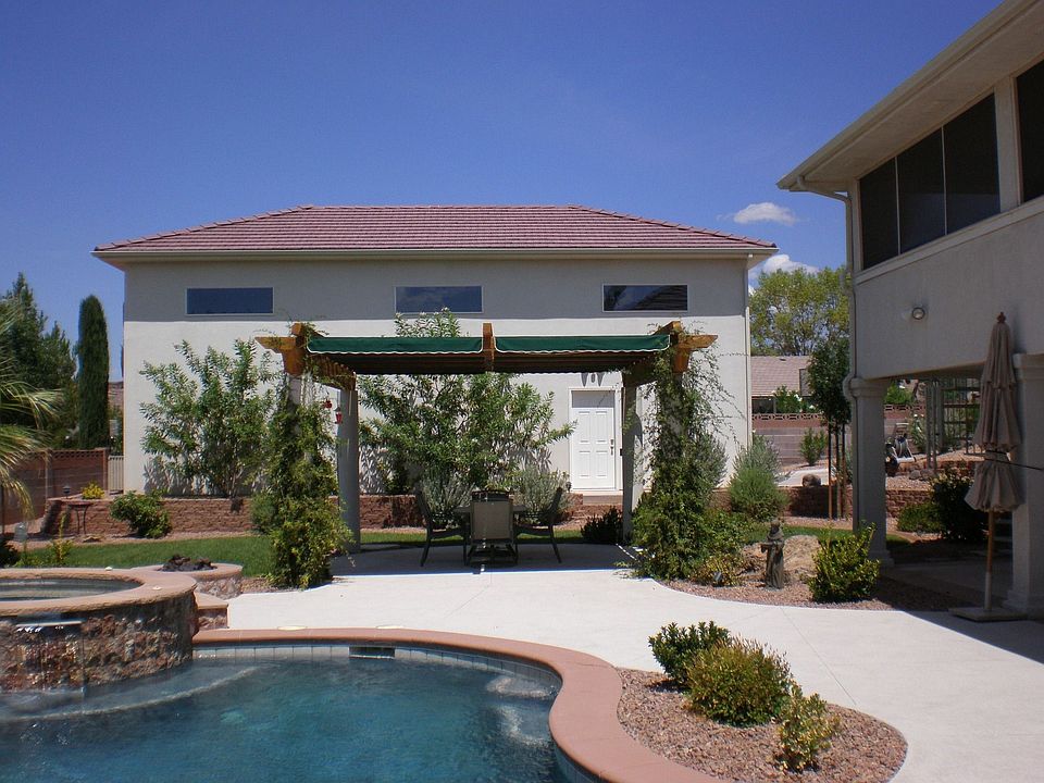 1st image of 3572 S Santa Anita Dr